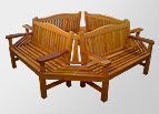 Circular arrangement of benches
